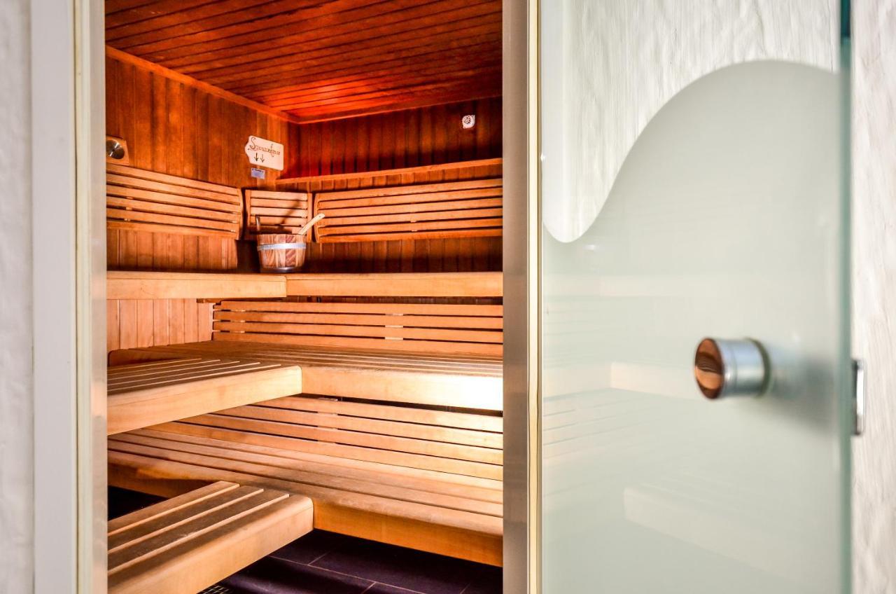 Hotel Landhaus Krombach Elkenroth Eksteriør billede