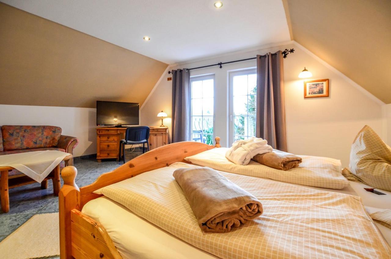 Hotel Landhaus Krombach Elkenroth Eksteriør billede
